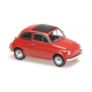 Fiat 500 L colore rosso del 1965